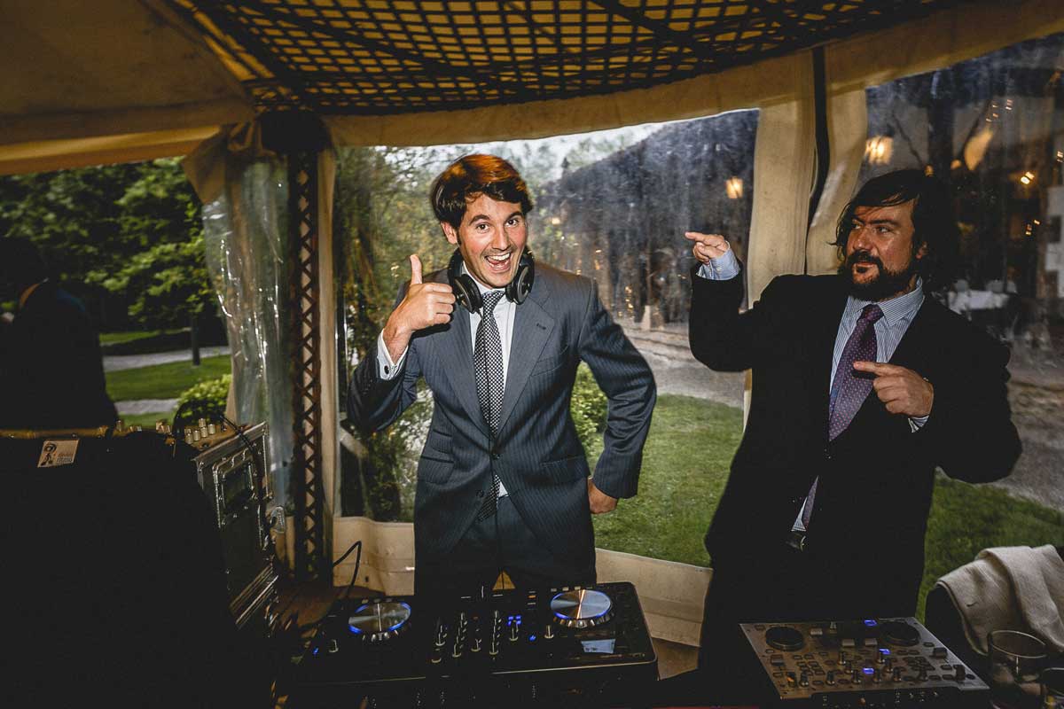 DJs Dándote Ritmo